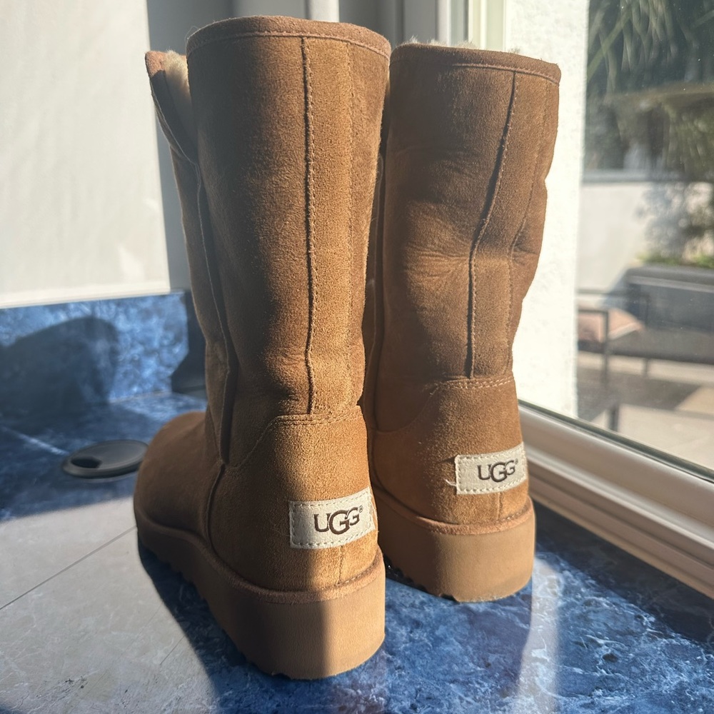 Uggs size 6